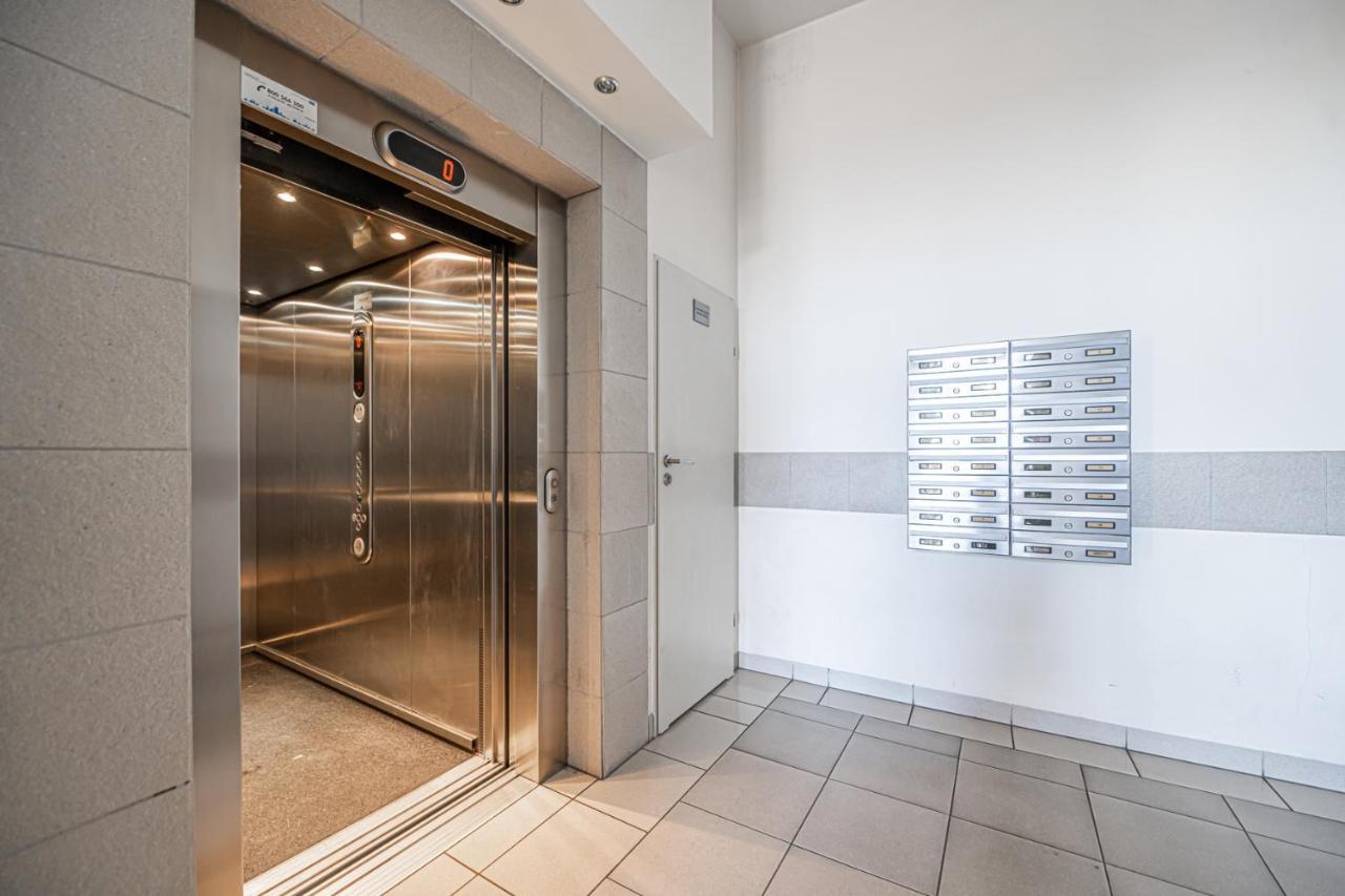 ורוצלב Apartment 24H With Free Garage And Ac Jagielly 5 מראה חיצוני תמונה