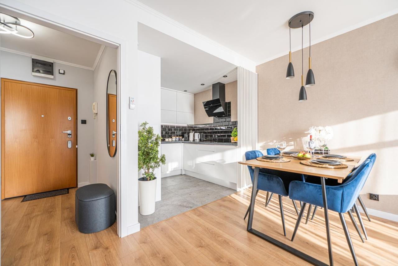 ורוצלב Apartment 24H With Free Garage And Ac Jagielly 5 מראה חיצוני תמונה
